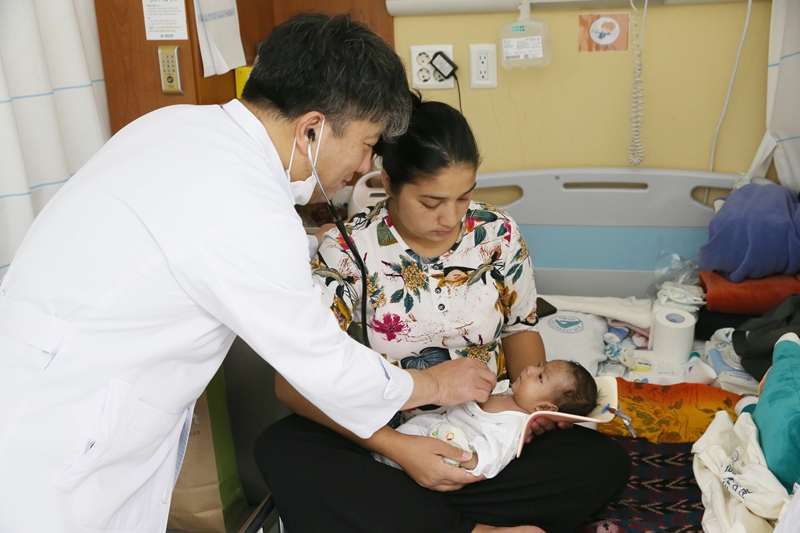 A gift of a new heart to a Nepalese newborn with a few days to live