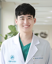 ABRAHAM KWAK