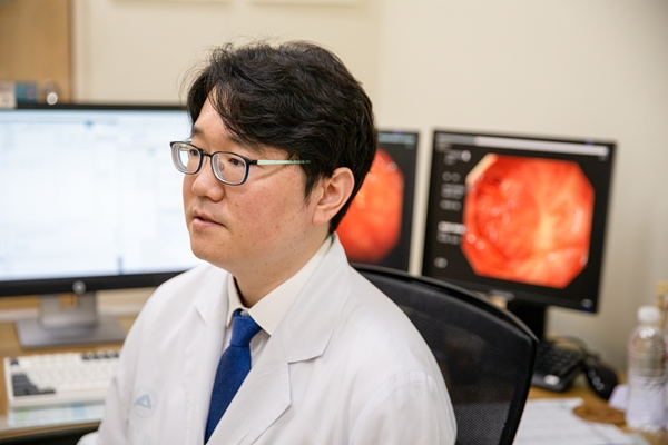 First in Korea to Receive Dual International Certification in Intestinal Ultrasound