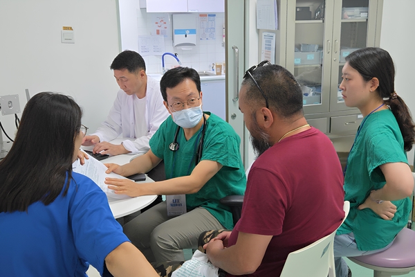 Asan Medical Center Provides Care to 750 Patients in Northern Mongolia, Supporting Local Healthcare Independence
